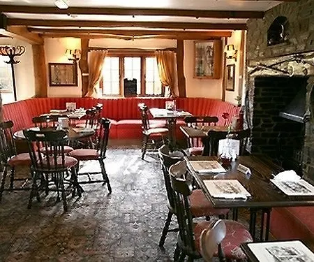 The Countryman 3*